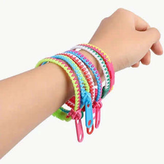 fidget bracelet to keep hands busy
